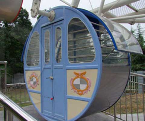 Ferris Wheel Cabins Seats